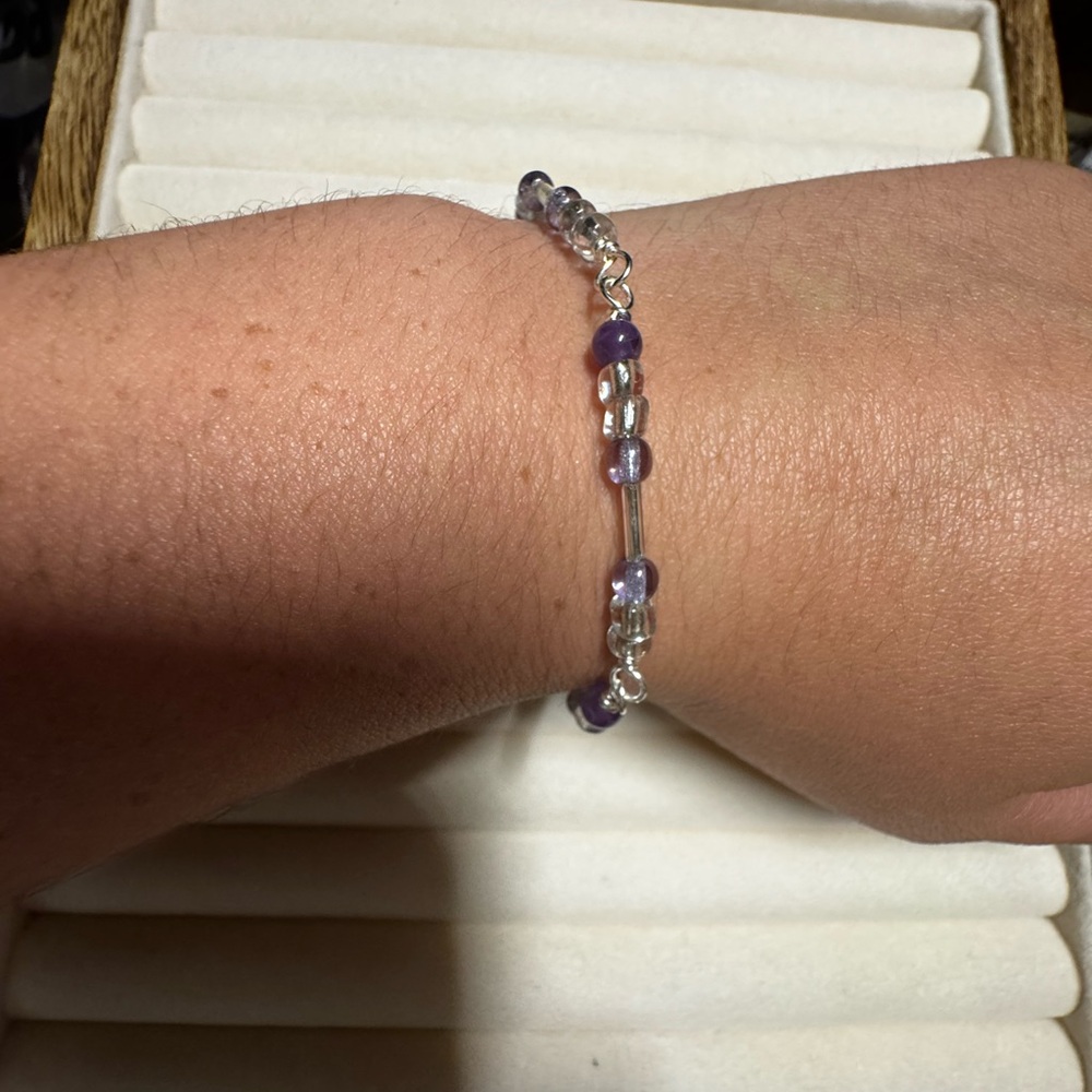 Elegant Purple and Silver Beaded Bracelet